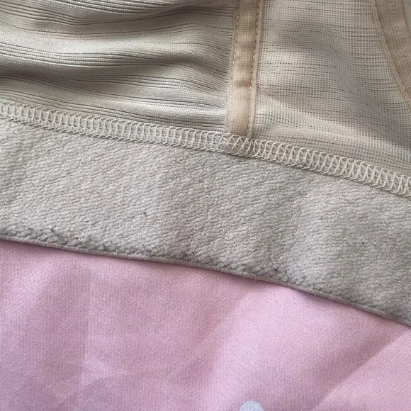 Bare bra - Picture 6 of 6